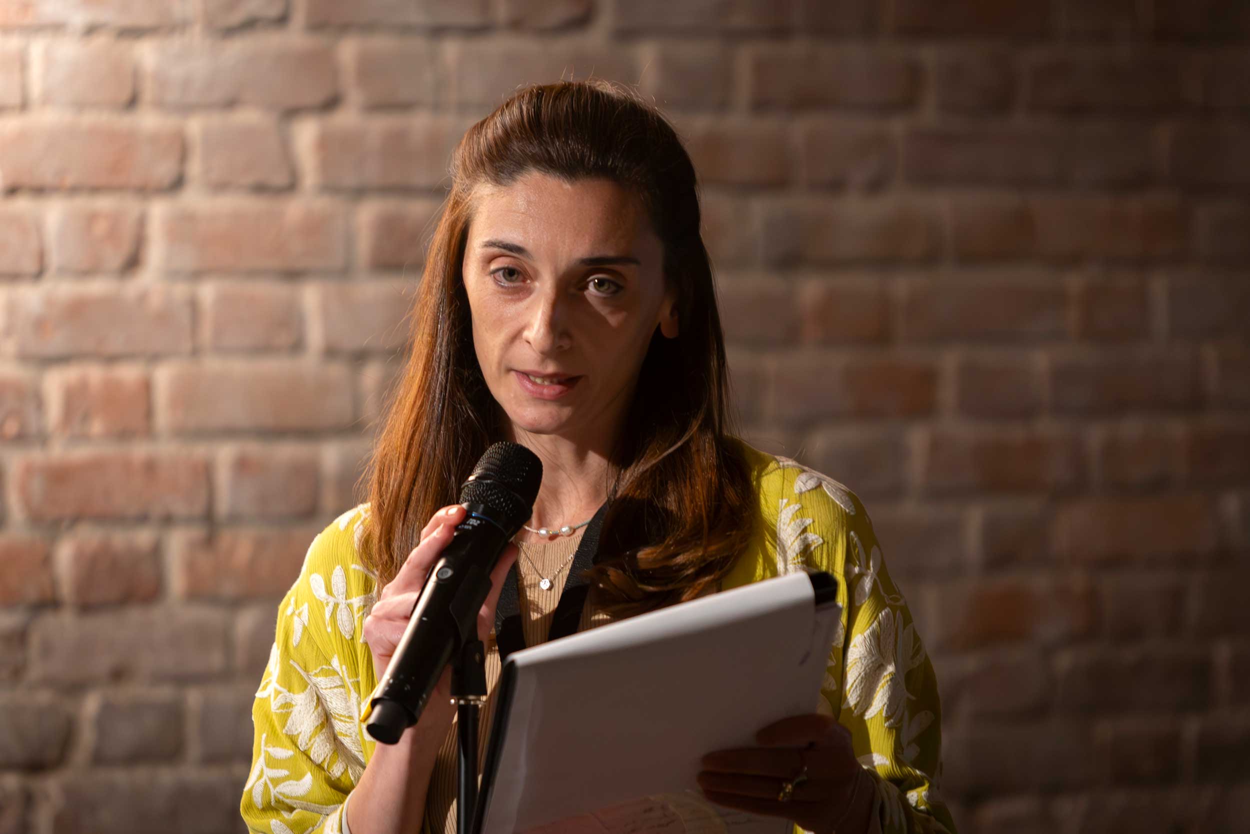 Natia Tavberidze, programmes' coordinator at Human Rights House Tbilisi (HRHT) highlighted the Lekso Award's founding principle of supporting human rights journalism in Georgia. © IWPR/HRHT