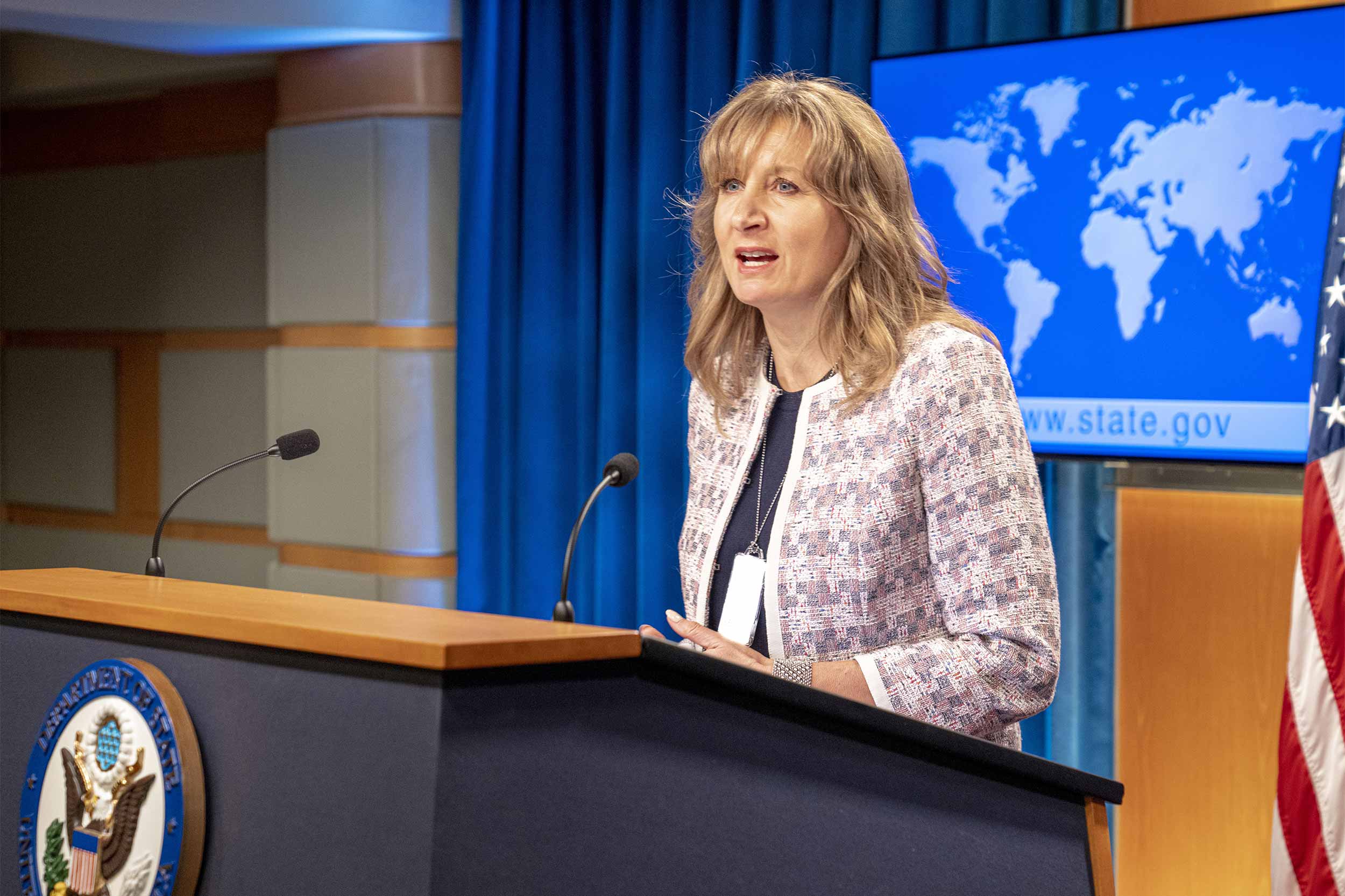 Beth Van Schaack, US state department Ambassador-at-Large for Global Criminal Justice, spoke to IWPR managing editor Daniella Peled. © US Department of State/Wikimedia